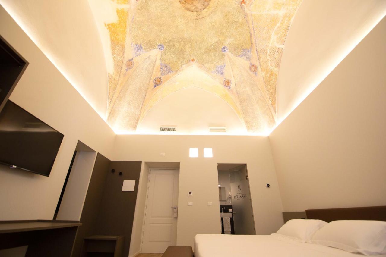 Palazzo Bellocchi - Suites & Apartments Brindisi Exterior photo